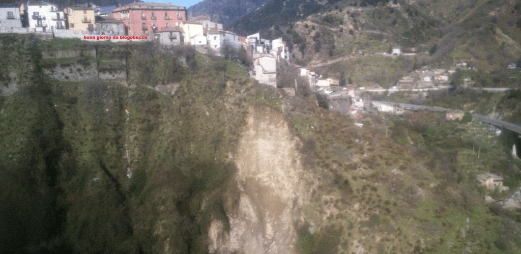 “yamu l’acquappeninu”  scendiamo favoriti d’acqua in&nbsp;discesa